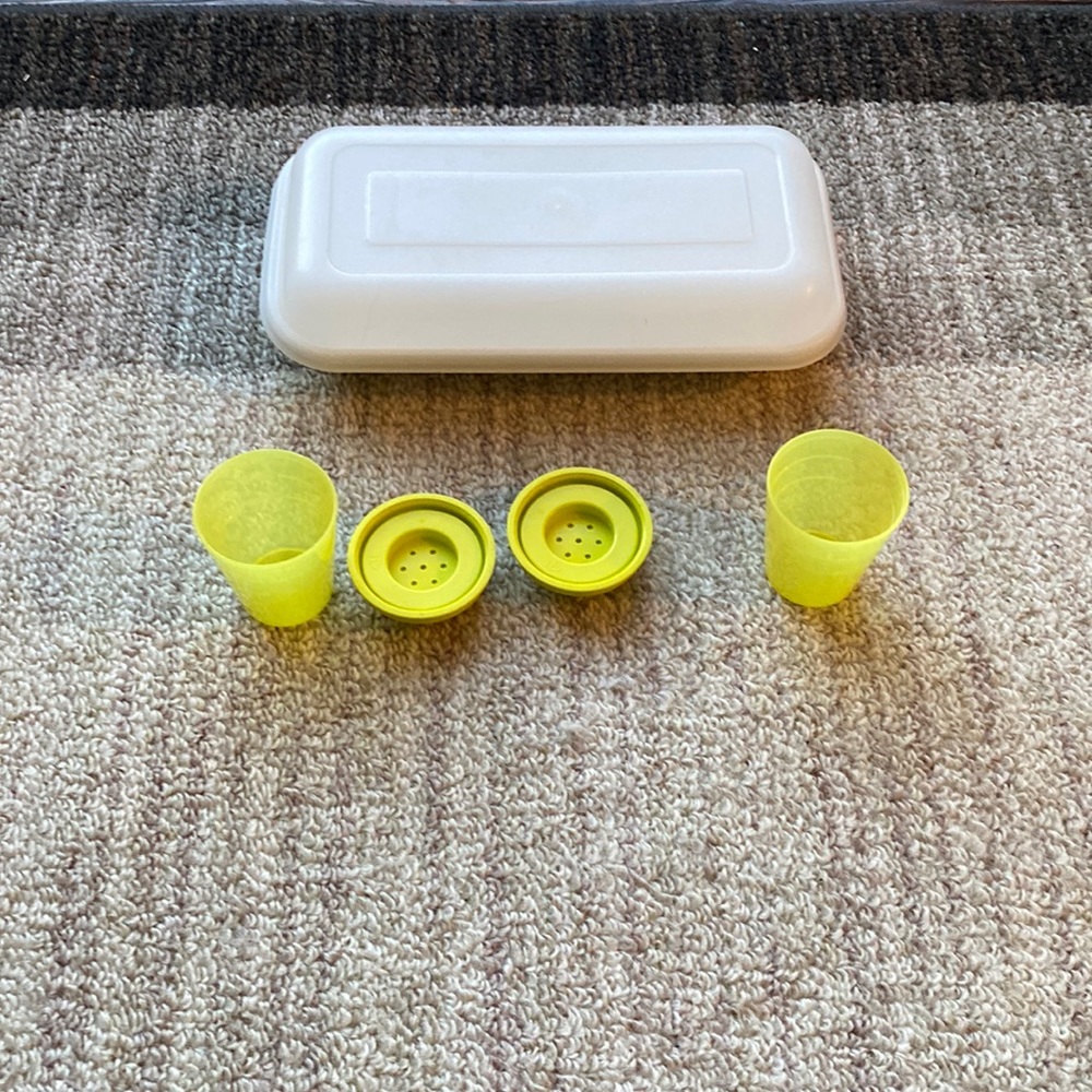 Tupperware cheese storage container / salt pepper shakers 🔥🔥🔥🔥🔥 10/10